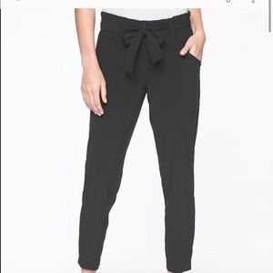 Athleta Skyline Pant Size 2 in Black